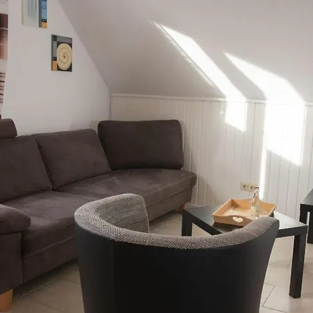 Дом отдыха Red Modern Retreat *